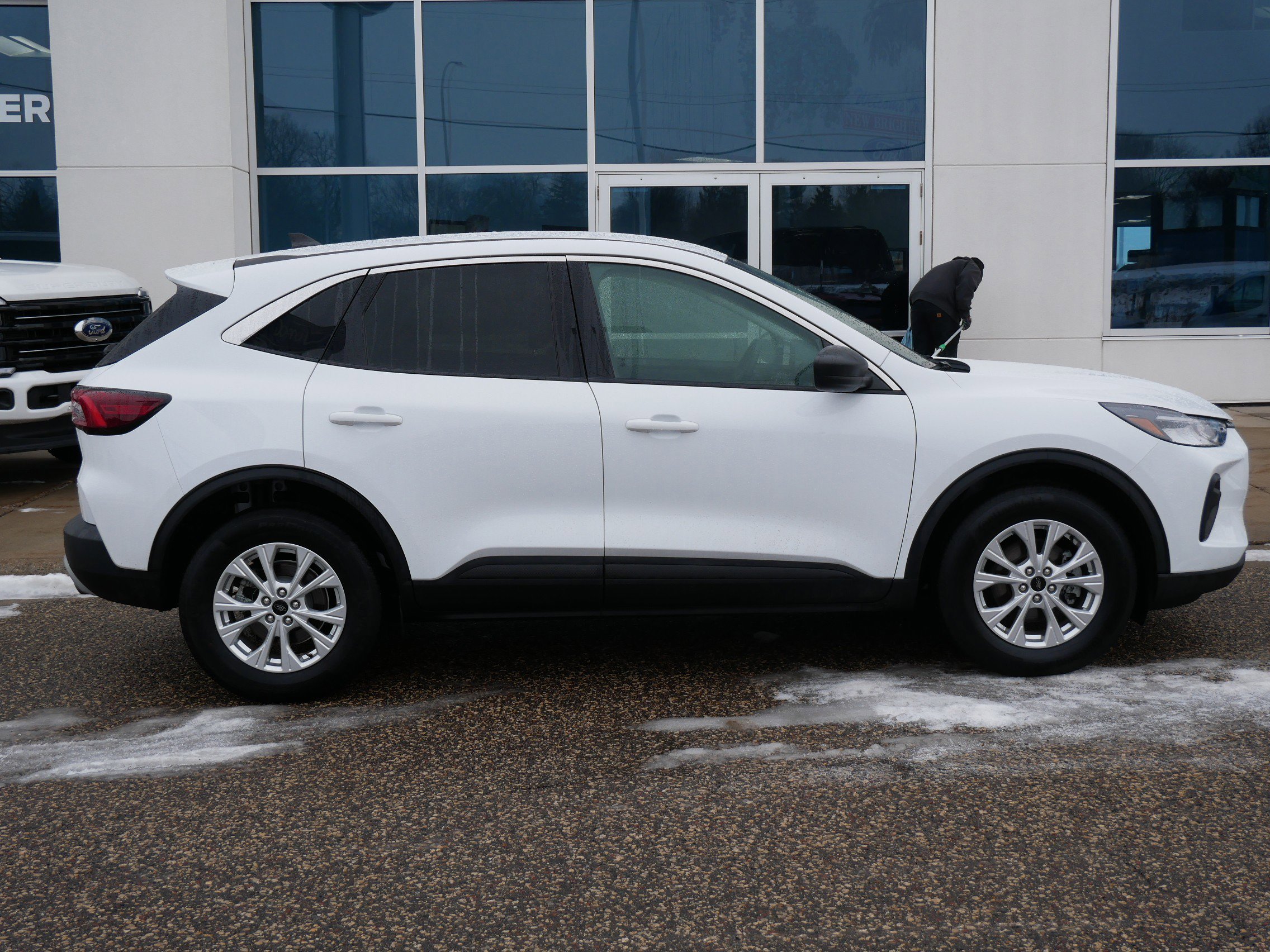 Used 2023 Ford Escape Active image 2
