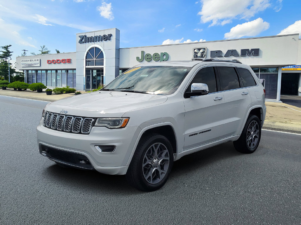 Used 2020 Jeep Grand Cherokee Overland AWD/4WD image 2