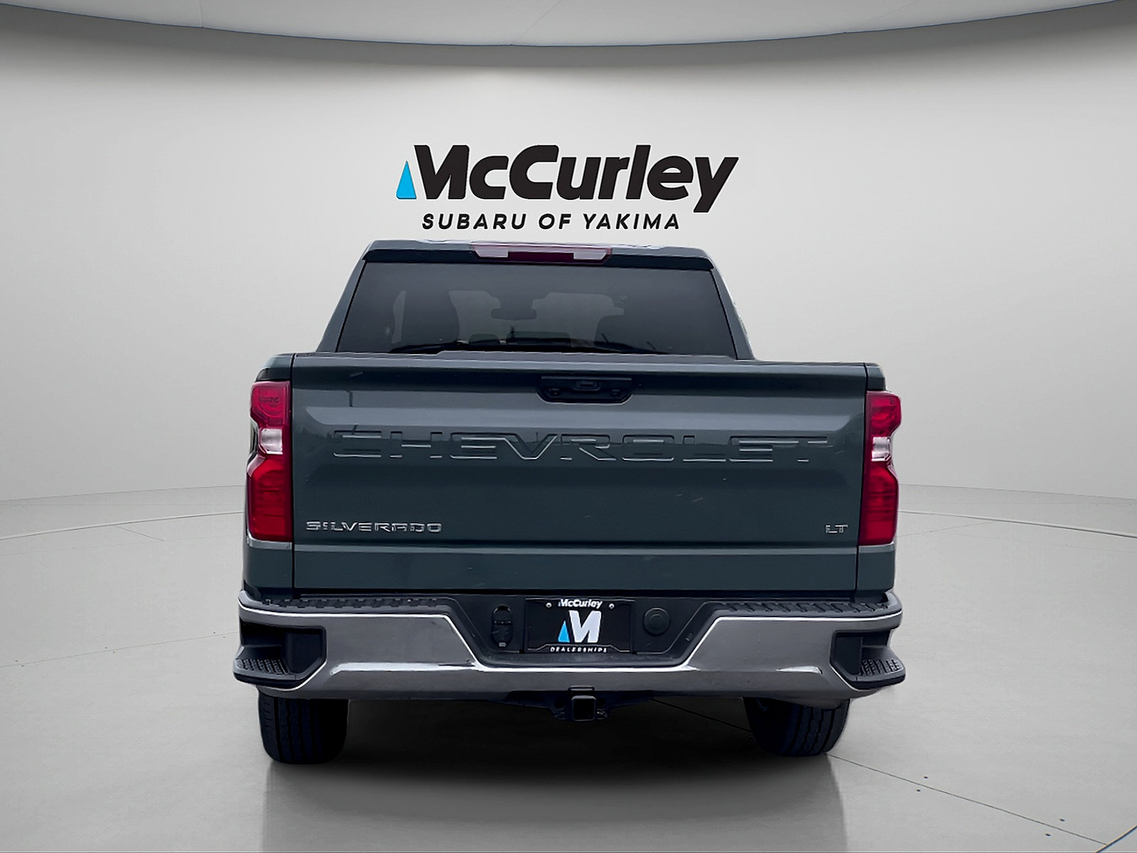 Used 2025 Chevrolet Silverado 1500 LT AWD/4WD image 4