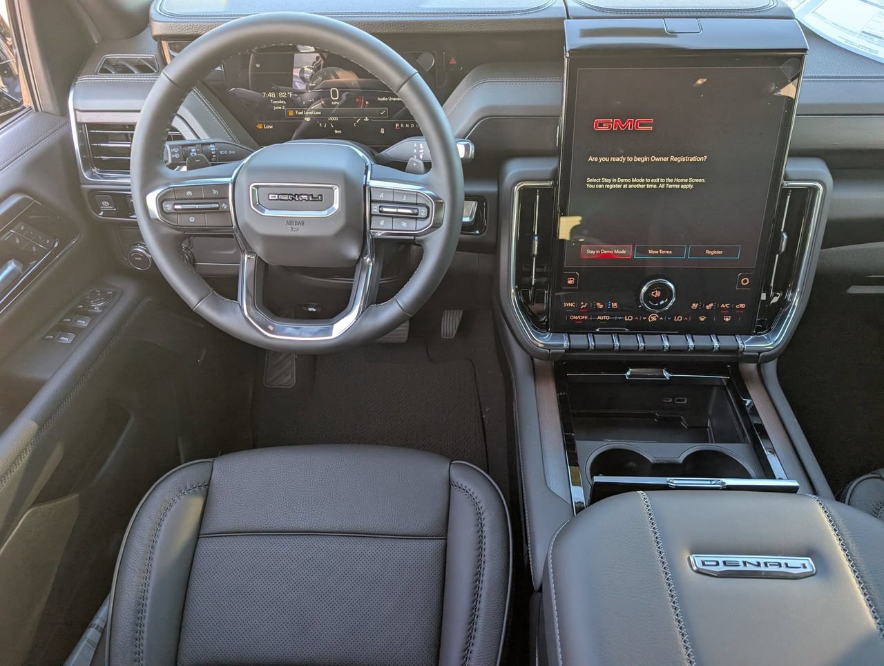 New 2026 GMC Yukon XL Denali w/ Sun & Power Step Package RWD image 9