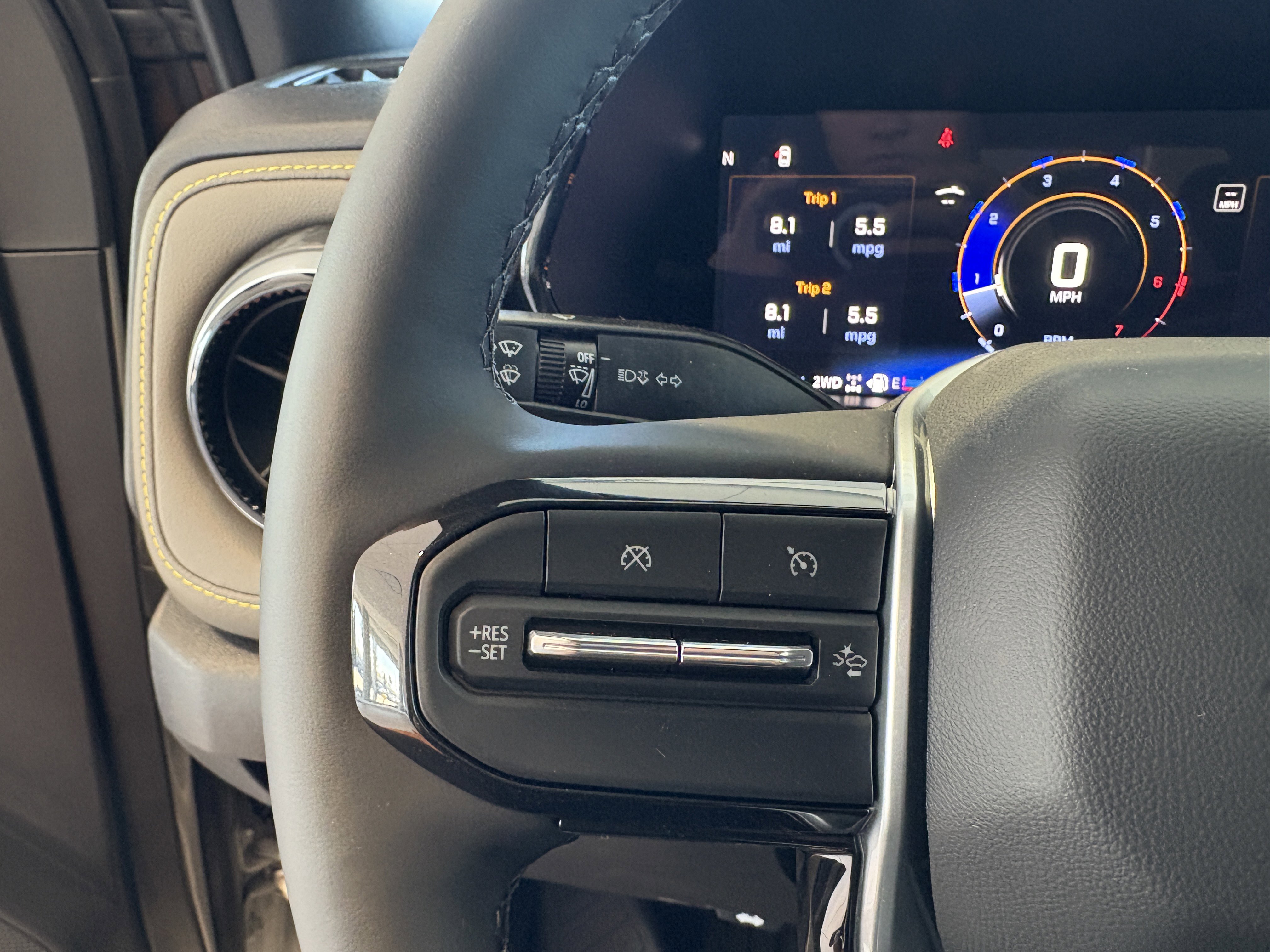 New 2026 Chevrolet Colorado ZR2 w/ Technology Package image 12