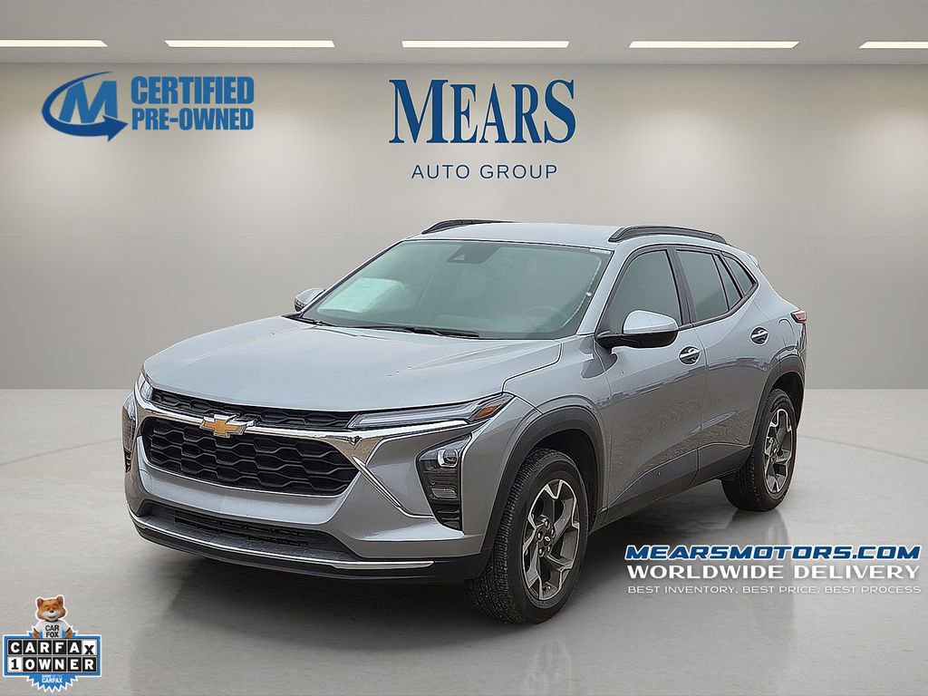 Used 2025 Chevrolet Trax LT w/ LT Convenience Package image 1