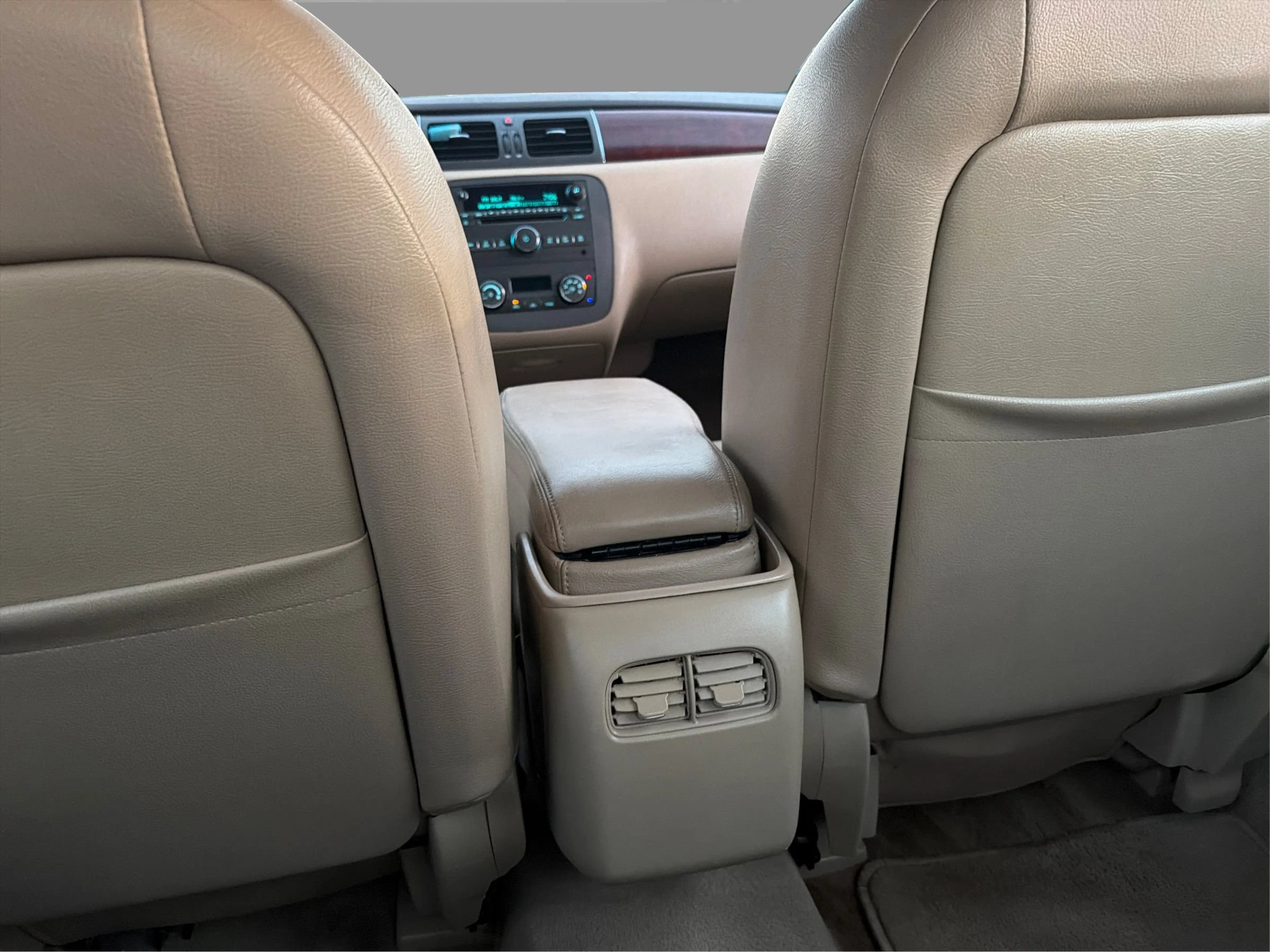 Used 2008 Buick Lucerne CX FWD image 21