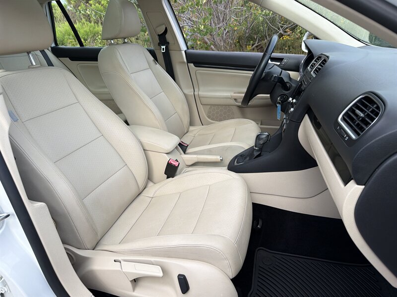 Used 2014 Volkswagen Jetta TDI FWD image 13