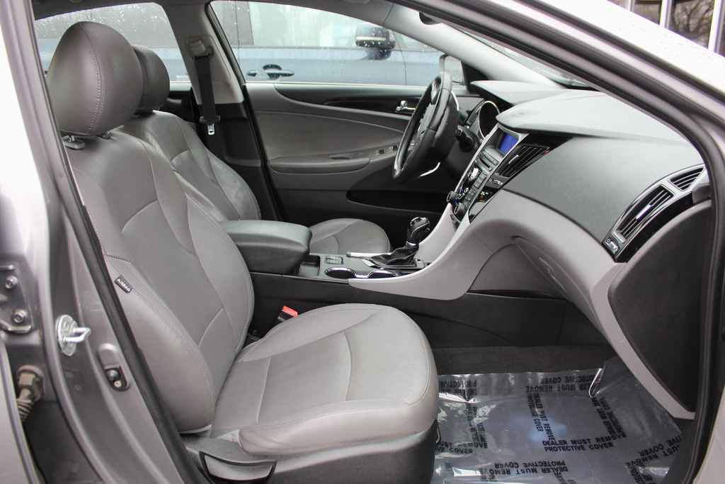 Used 2011 Hyundai Sonata Limited image 34