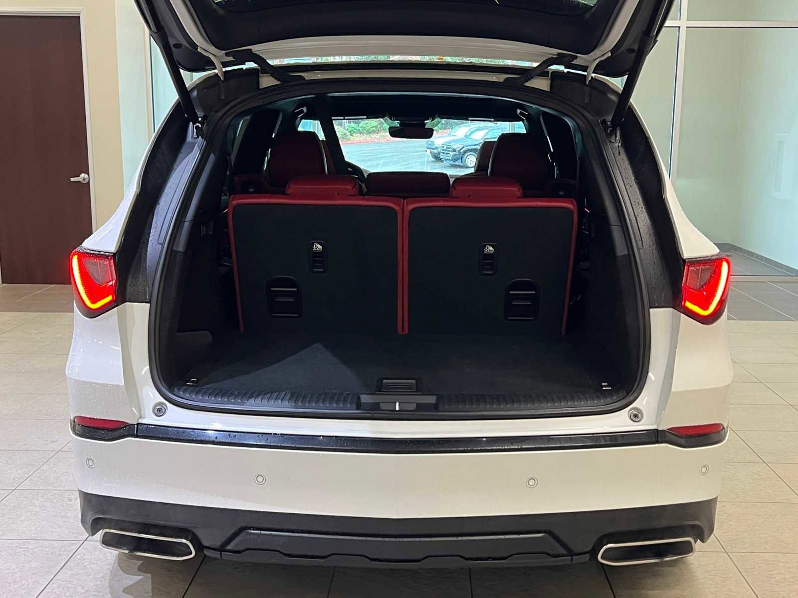 Used 2022 Acura MDX A-Spec image 28