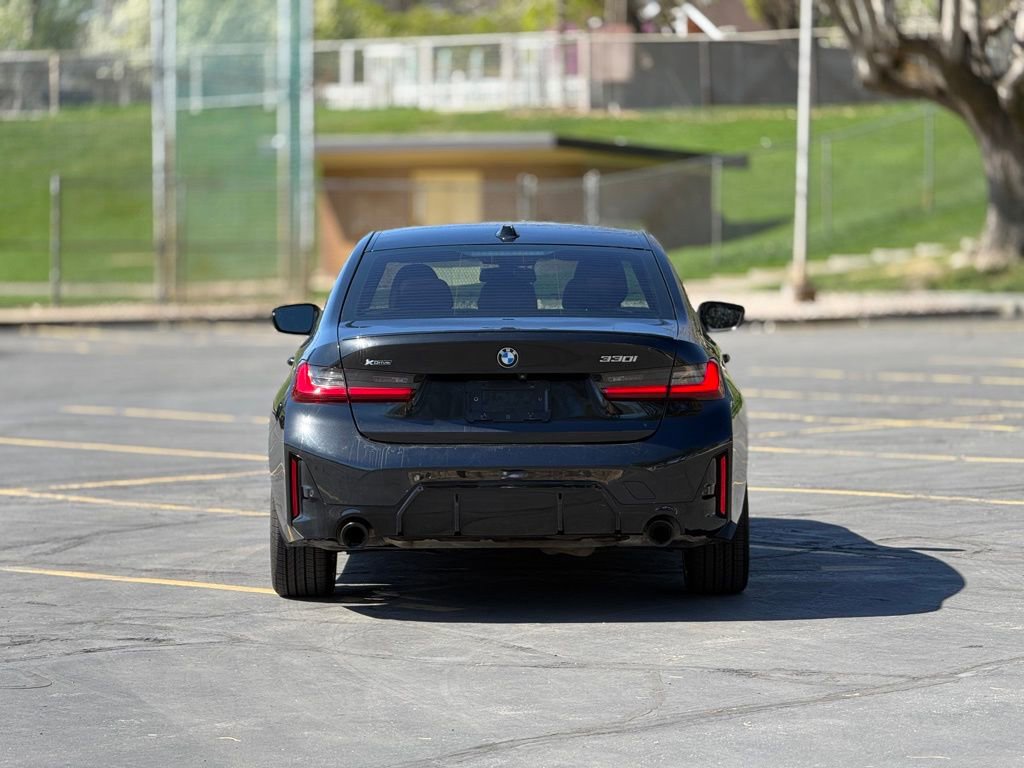 Used 2023 BMW 330i xDrive Sedan w/ M Sport Package image 6