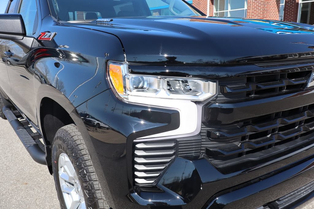 New 2026 Chevrolet Silverado 1500 RST w/ Convenience Package II AWD/4WD image 6