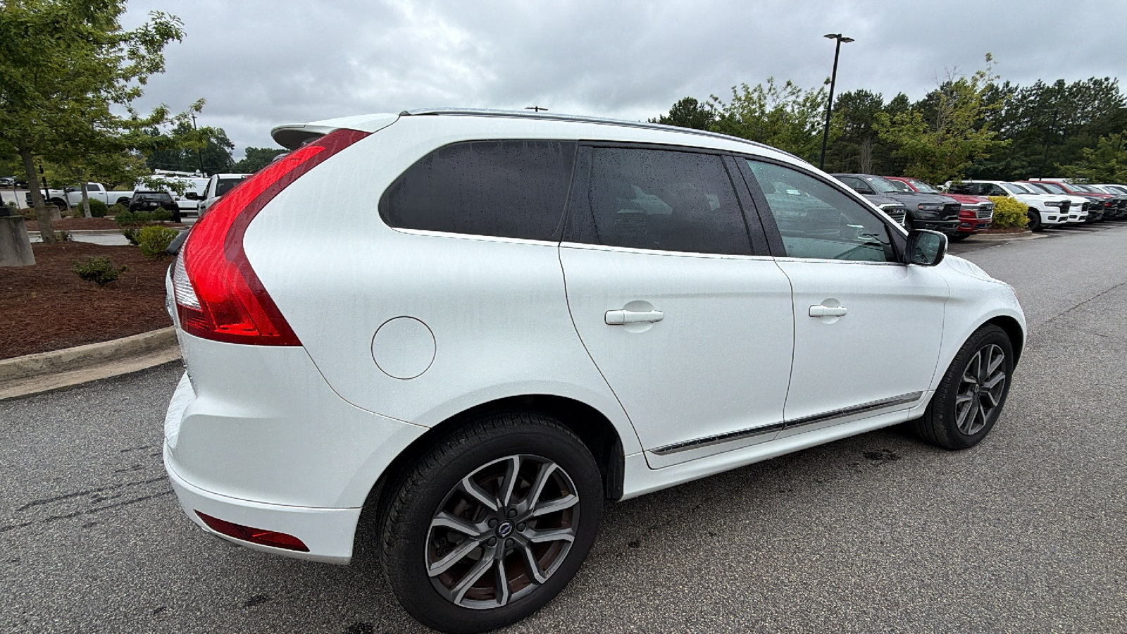 Used 2016 Volvo XC60 T5 Premier AWD/4WD image 8