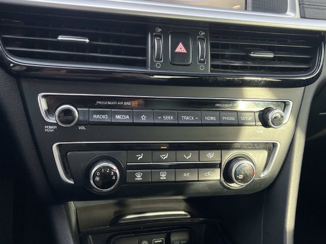 Used 2020 Kia Optima LX FWD image 23