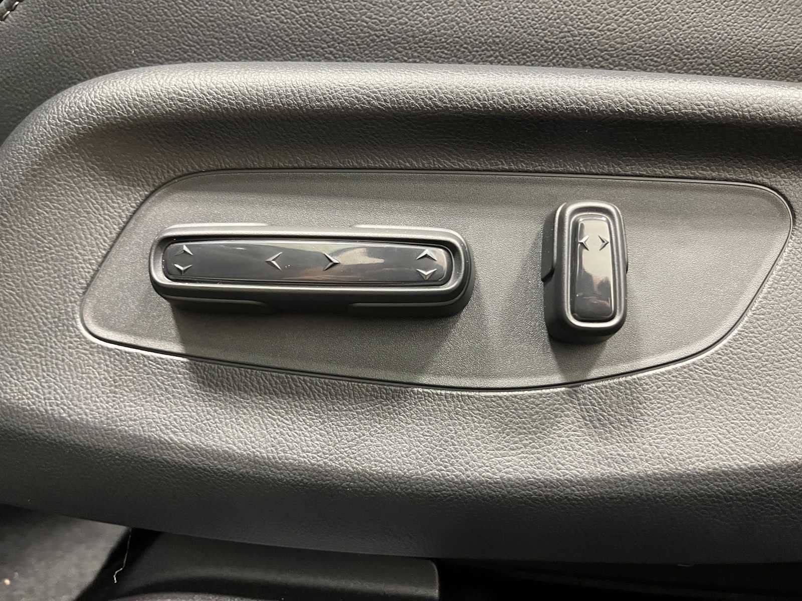 New 2027 Honda HR-V EX-L image 14