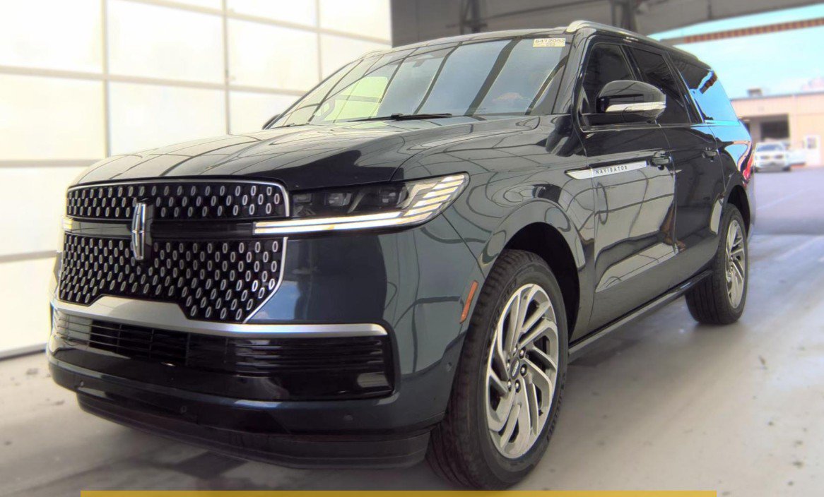 Used 2025 Lincoln Navigator L Reserve