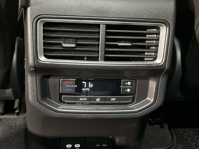 New 2026 Volkswagen Atlas SE image 22