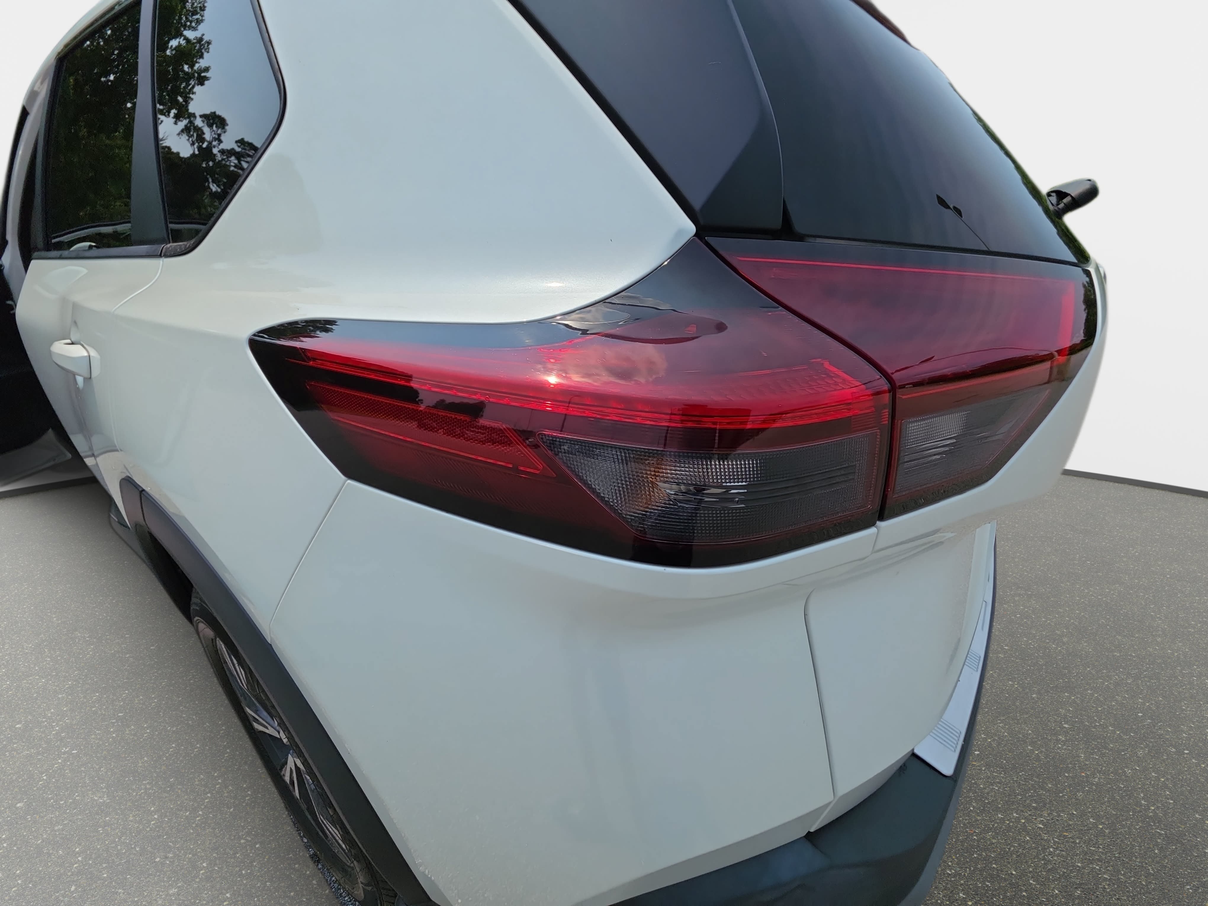 Used 2023 Nissan Rogue SV FWD image 32