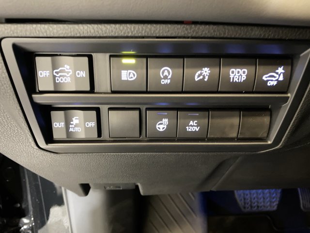 Used 2023 Toyota Tundra Platinum AWD/4WD image 21