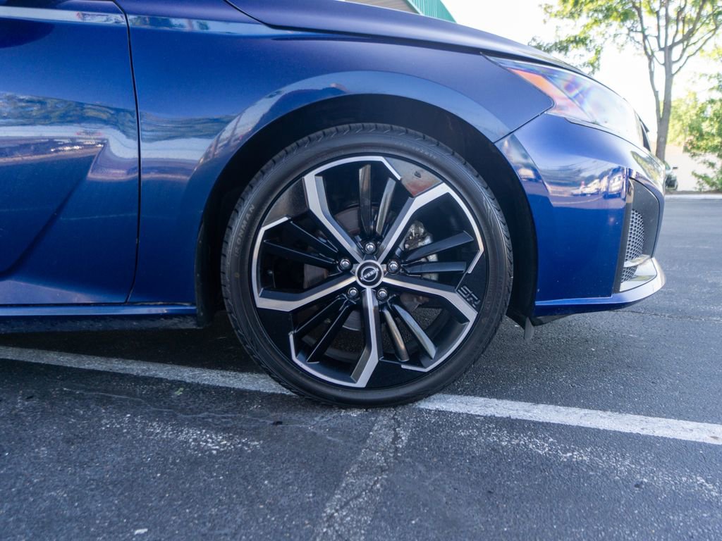 Used 2023 Nissan Altima 2.5 SR image 5