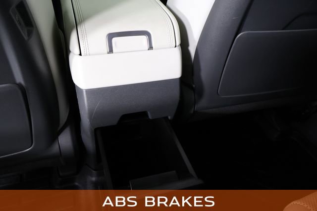 Used 2025 Hyundai Santa Fe SEL FWD image 18