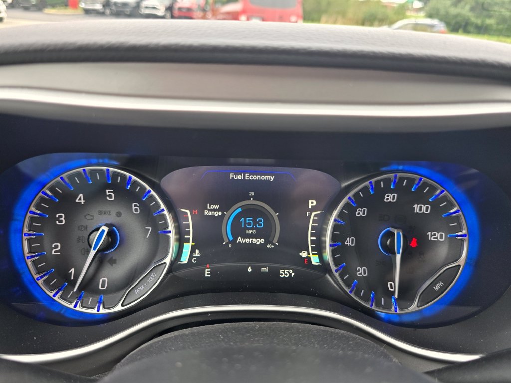 Used 2027 Chrysler Pacifica Select w/ S Appearance Package FWD image 23