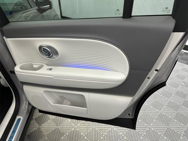 New 2026 Hyundai Ioniq 9 SEL image 17