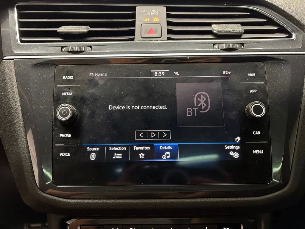 Used 2021 Volkswagen Tiguan SEL Premium R-Line AWD/4WD image 24