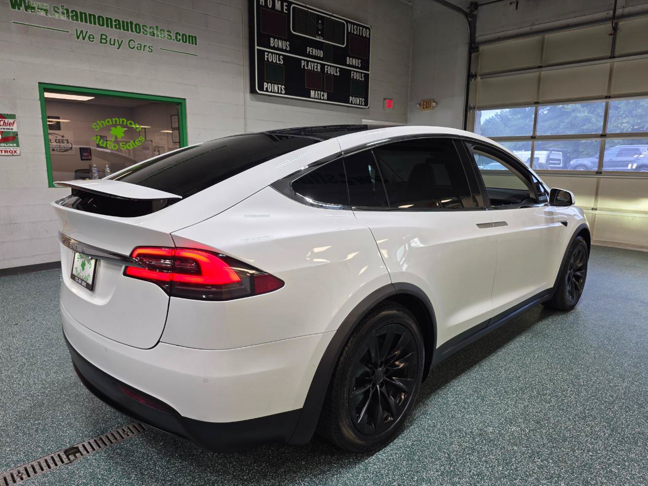 Used 2018 Tesla Model X 75D AWD/4WD image 6