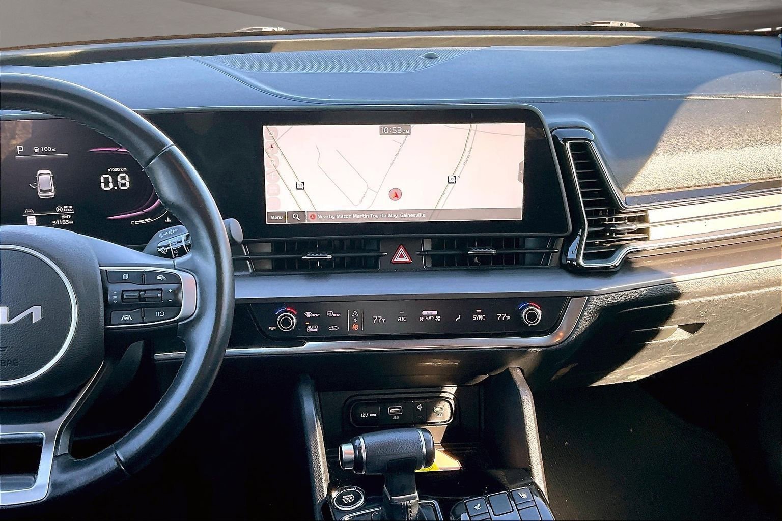 Used 2023 Kia Sportage EX image 9