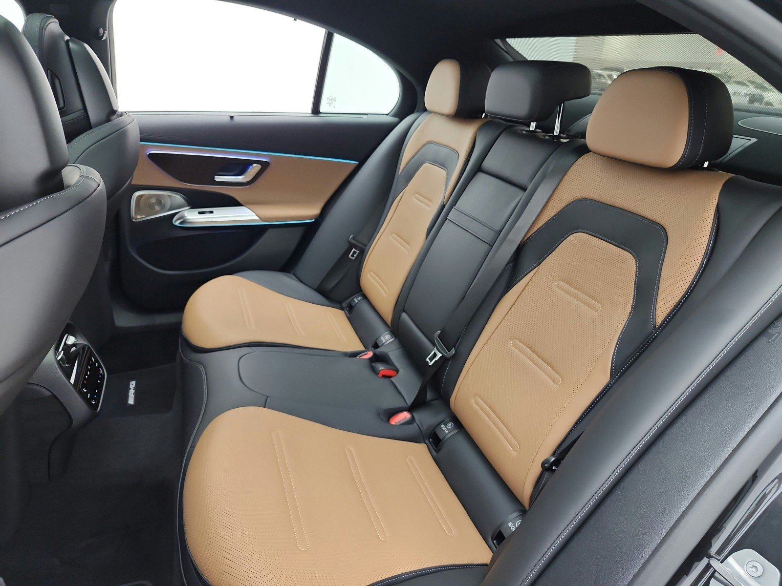 New 2027 Mercedes-Benz E 53 AMG e 4MATIC Sedan image 11