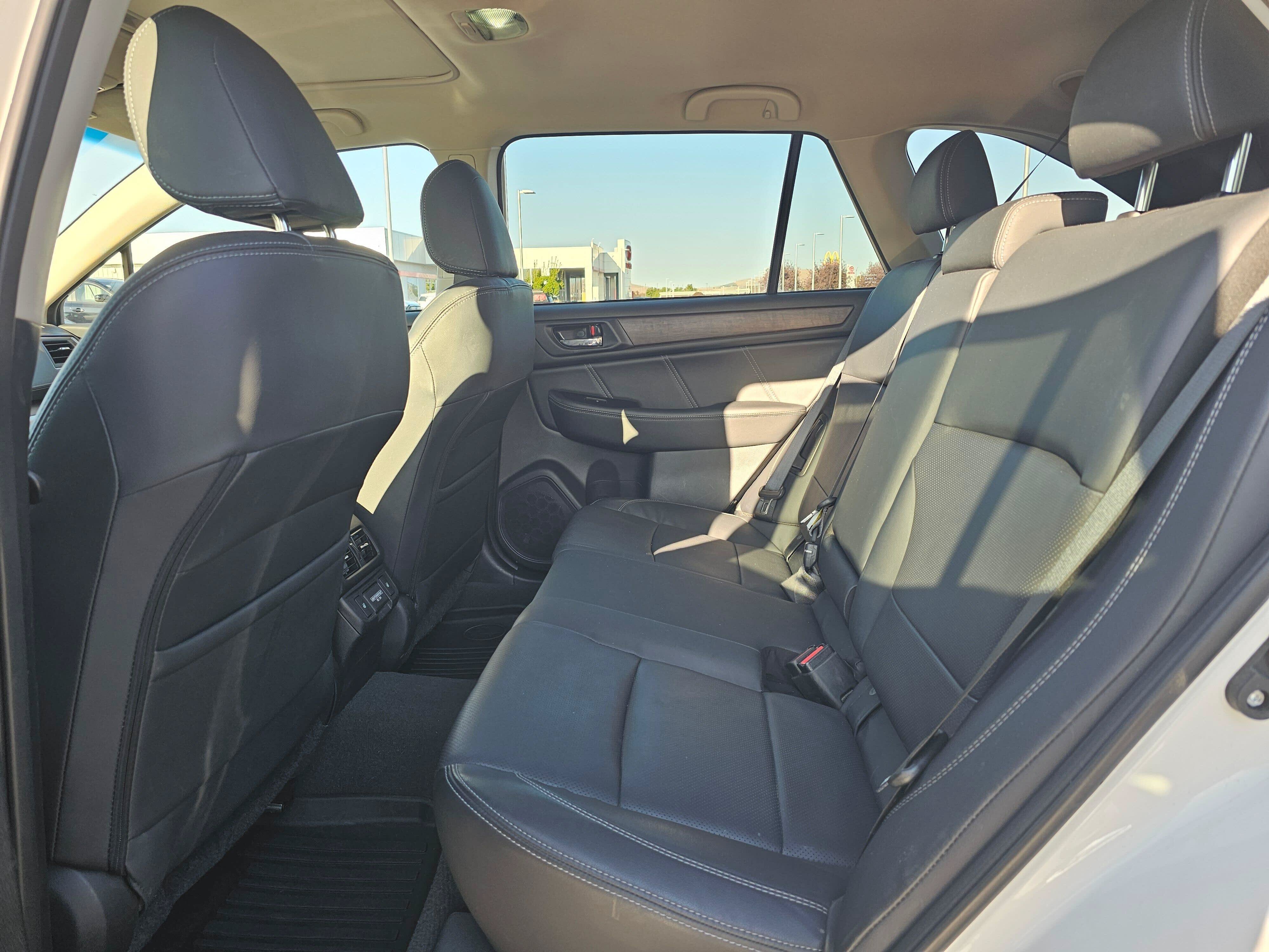 Used 2018 Subaru Outback 2.5i Limited AWD/4WD image 17