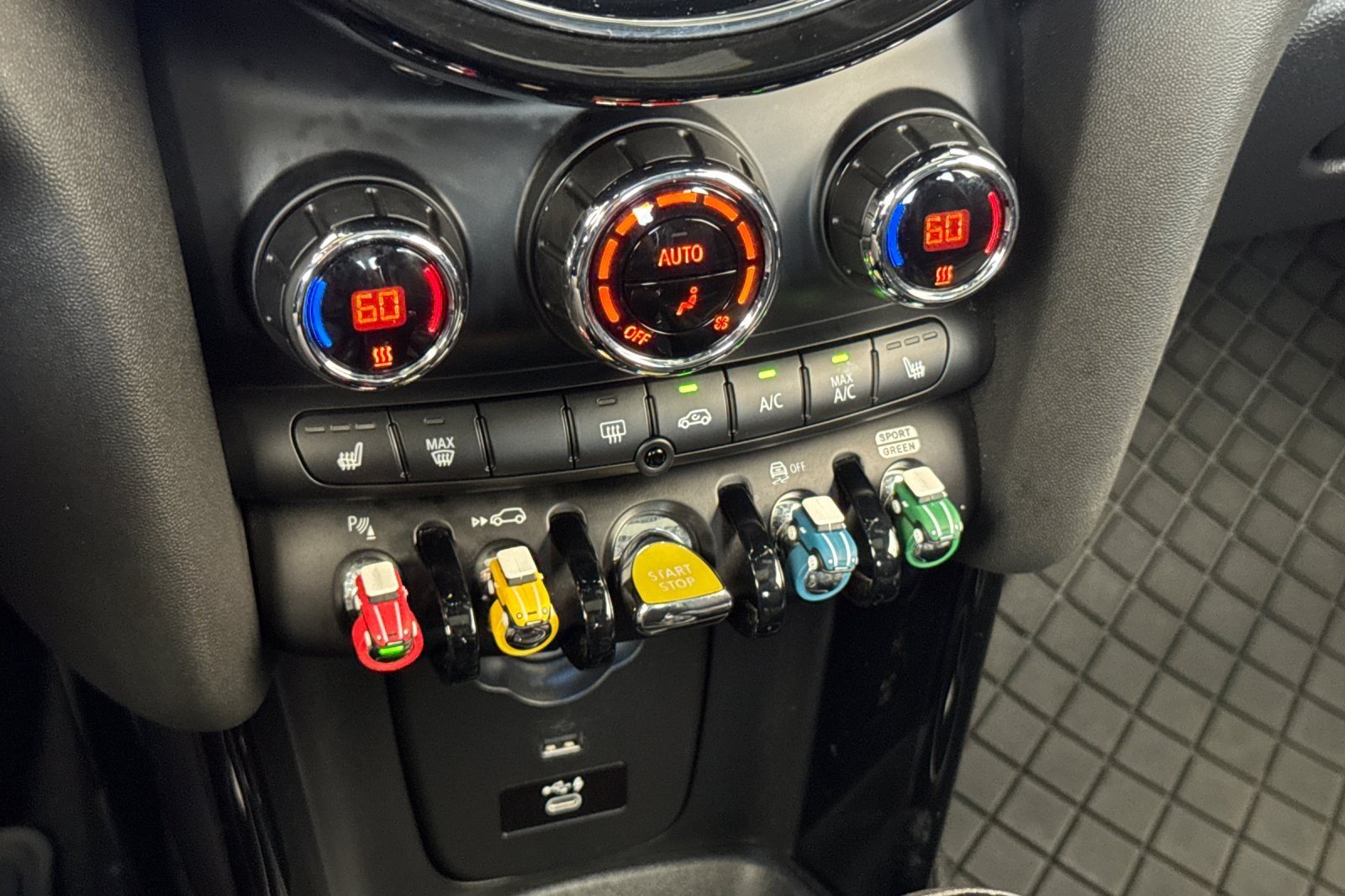 Used 2022 MINI Cooper SE FWD image 20