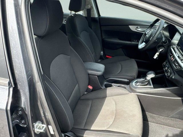 Used 2023 Kia Forte LXS w/ LXS Technology Package FWD image 10