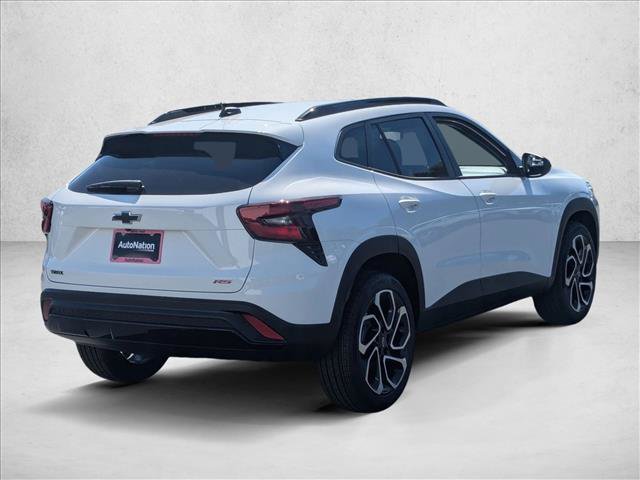 New 2026 Chevrolet Trax RS w/ Sunroof Package FWD image 2
