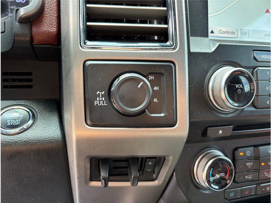 Used 2018 Ford F250 Platinum w/ Platinum Ultimate Package image 38