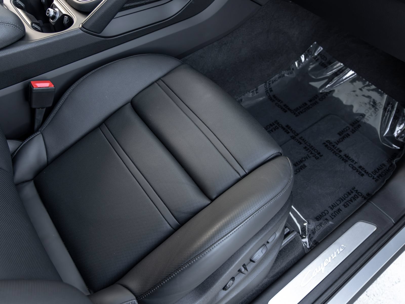 Certified 2026 Porsche Cayenne Coupe AWD/4WD image 52