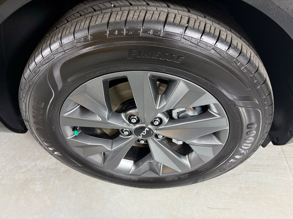 Used 2025 Kia Sportage SX Prestige image 10