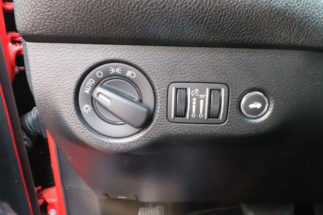 Used 2022 Dodge Challenger SRT Hellcat Redeye image 15