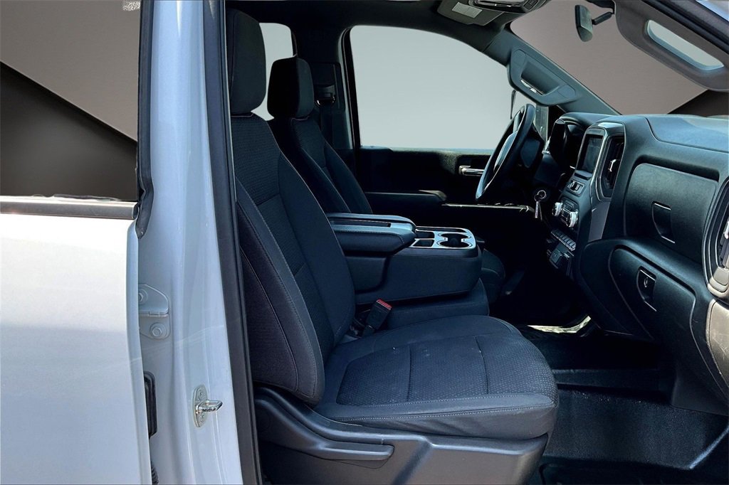 Used 2023 GMC Sierra 3500 Pro w/ Convenience Package image 29