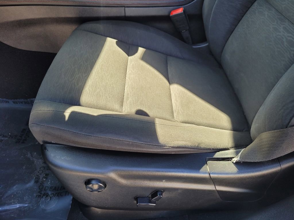 Used 2023 Dodge Durango GT image 18