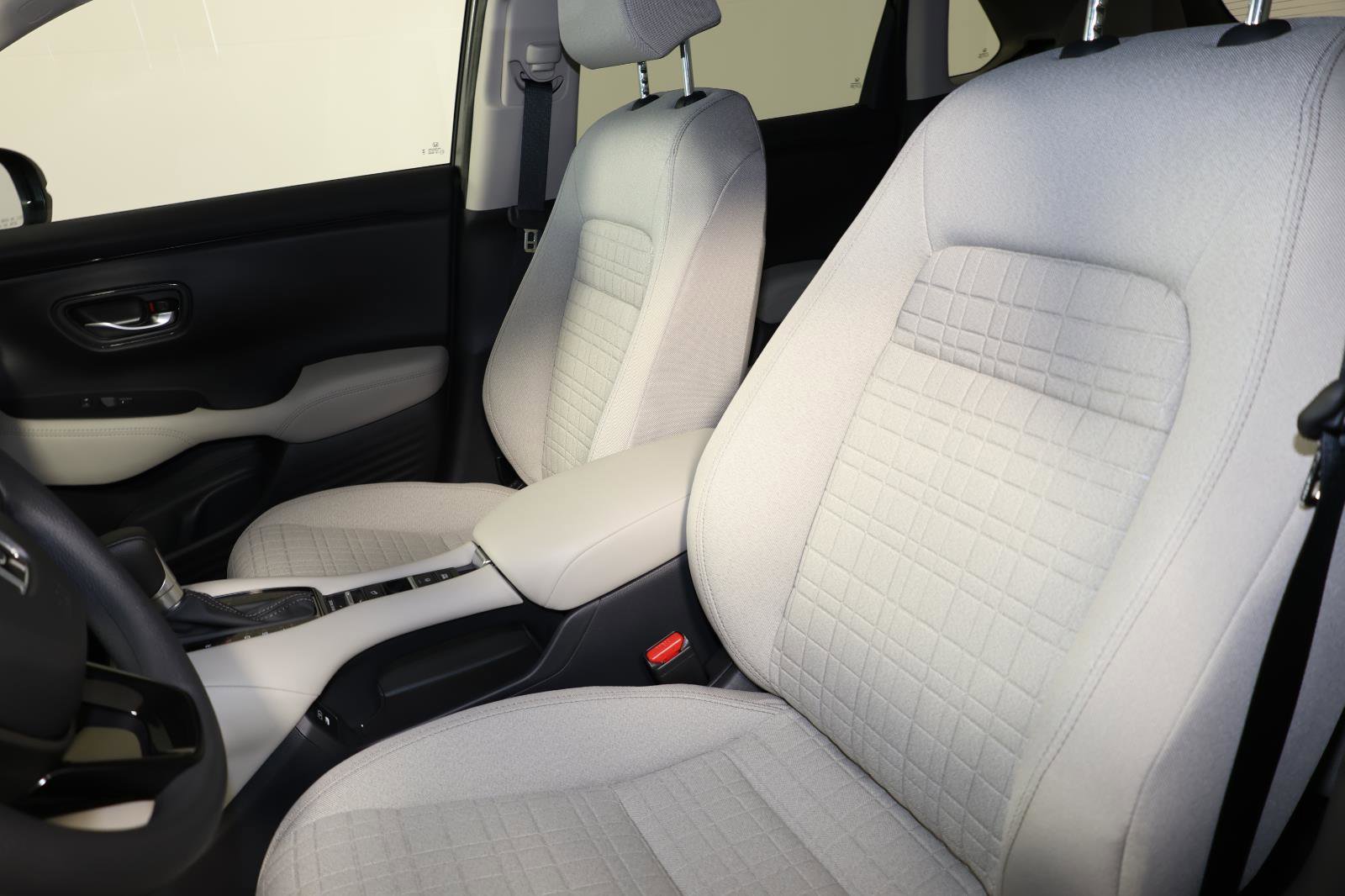New 2027 Honda HR-V LX image 23