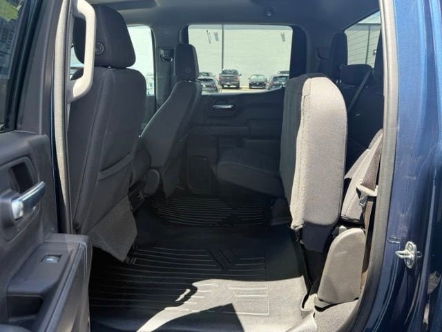 Used 2023 Chevrolet Silverado 1500 Custom Trail Boss w/ LPO, Dark Essentials Package AWD/4WD image 26