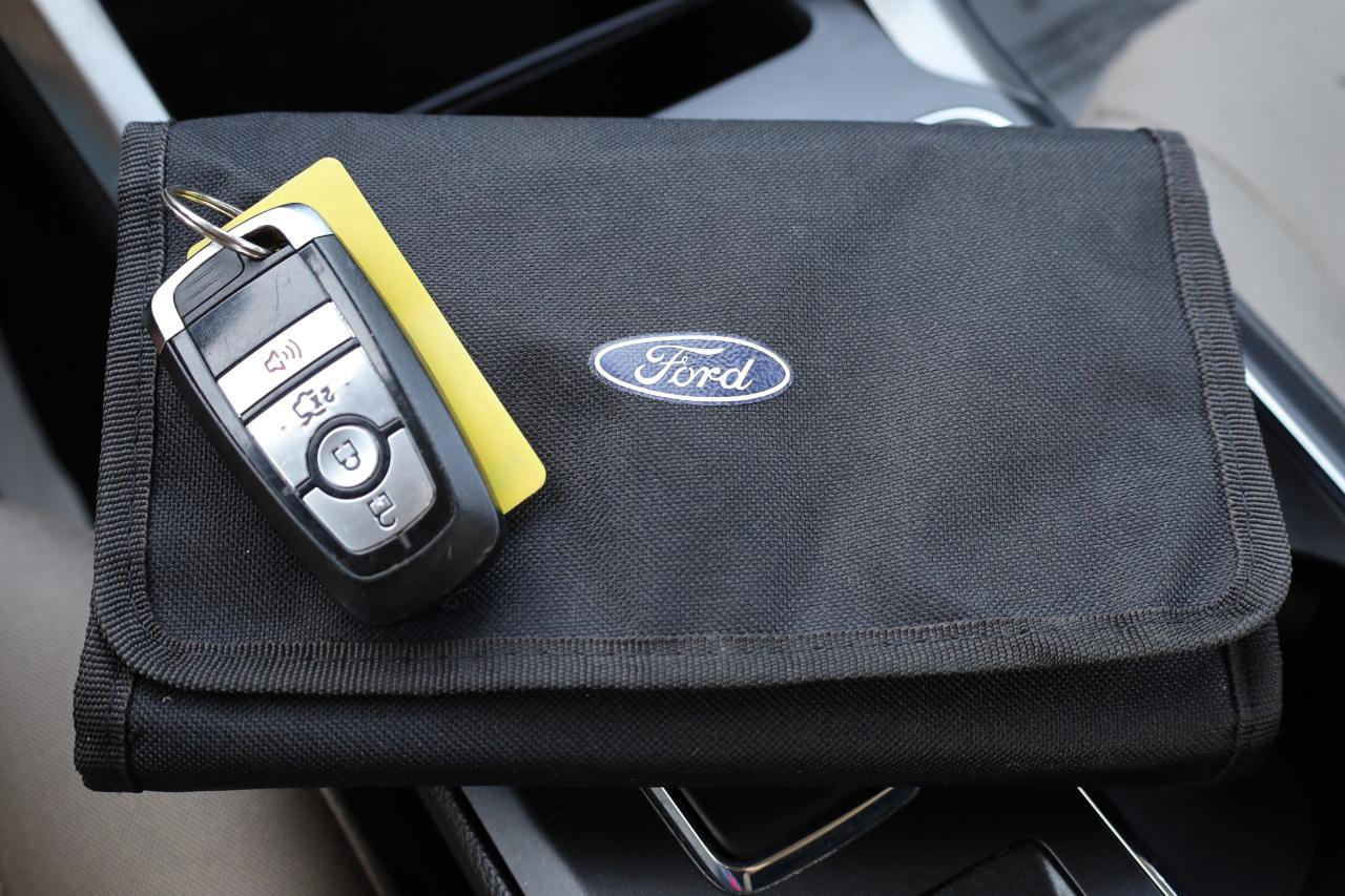 Used 2019 Ford Fusion S image 12
