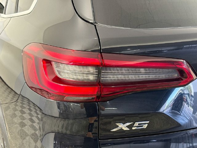 Used 2020 BMW X5 sDrive40i w/ Luxury Seating Package RWD image 35