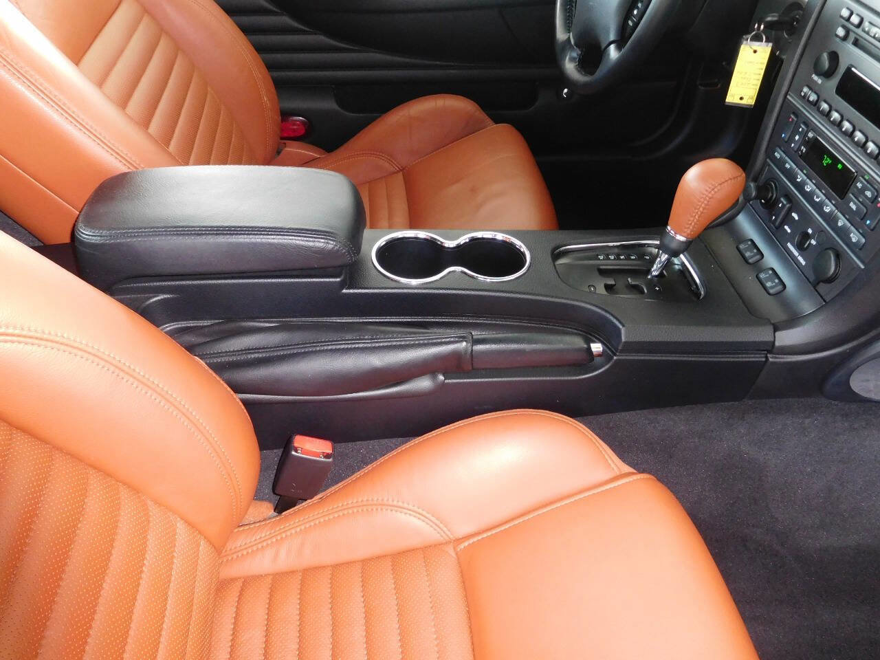 Used 2003 Ford Thunderbird image 17