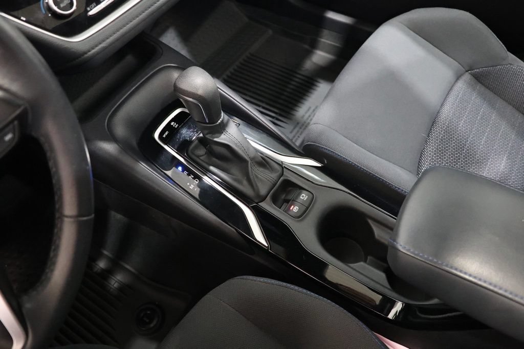 Used 2022 Toyota Corolla SE w/ SE Premium Package FWD image 26
