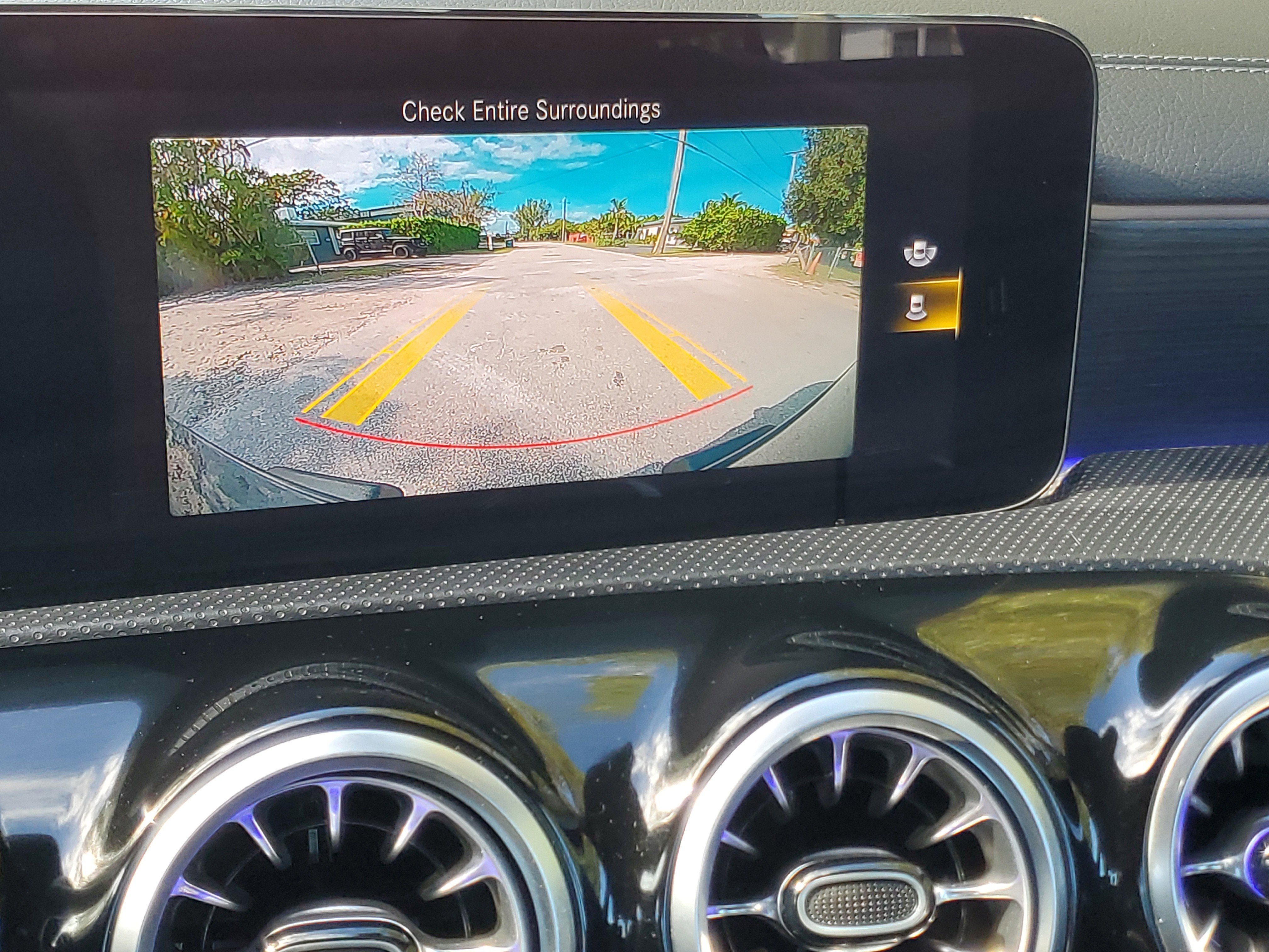 Used 2023 Mercedes-Benz CLA 250 w/ Premium Package image 23