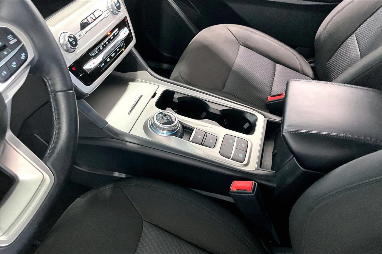 Certified 2023 Ford Explorer XLT RWD image 17