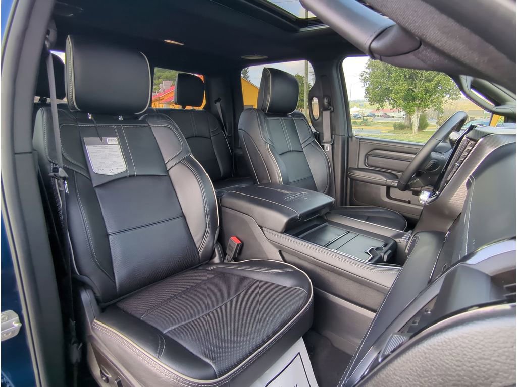 Used 2024 RAM 2500 Limited image 30