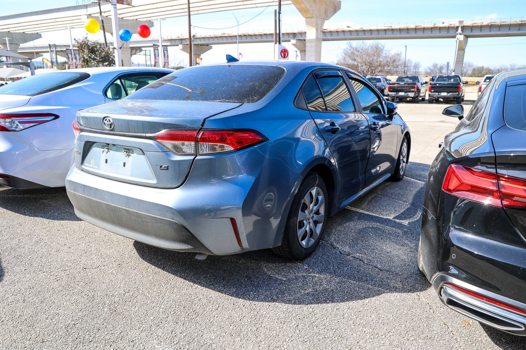 Used 2023 Toyota Corolla LE image 8