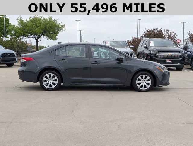 Used 2023 Toyota Corolla LE image 4