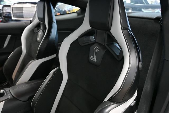 Used 2020 Ford Mustang Shelby GT500 w/ Carbon Fiber Track Pack image 44