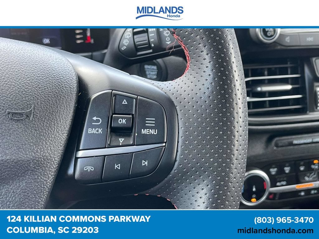 Used 2023 Ford Escape ST-Line w/ Cold Weather Package FWD image 23